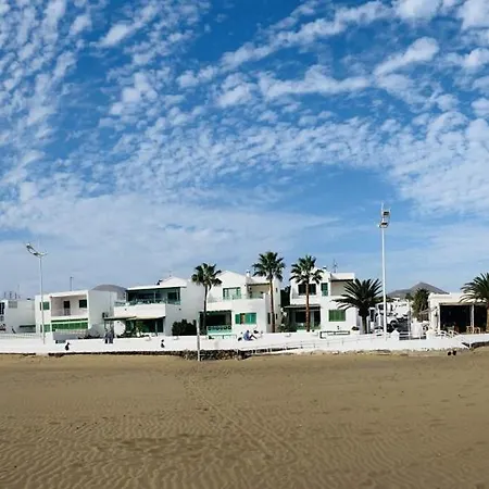 Apartment Vista Sol Y Mar, Playa Honda, Lanzarote *